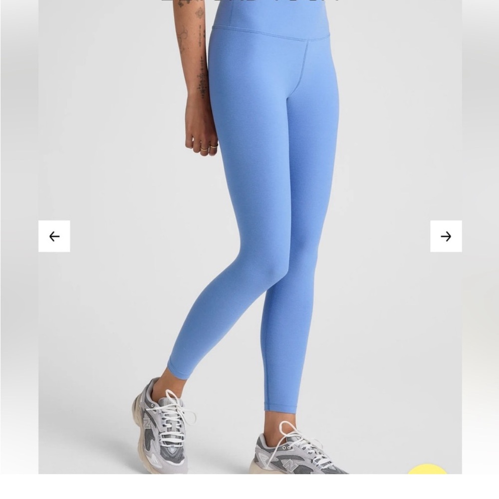 Beyond Yoga Spacedye Caught in the Midi Leggings in Sky Blue Heather Size XS